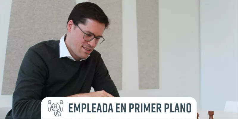 Empleada David Roos